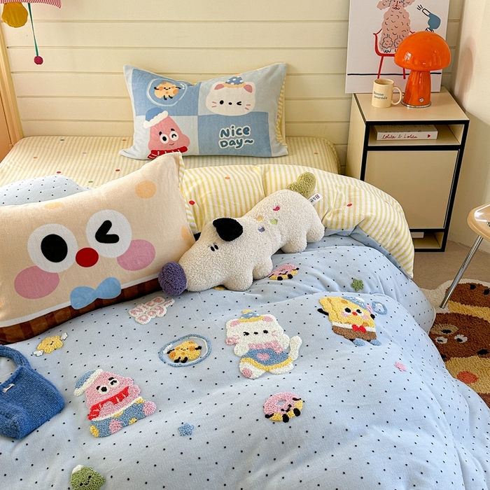 91家纺网 家纺一手货源 找家纺 眠屿家纺 2025新款加厚牛奶绒毛巾绣四件套 玩泡泡