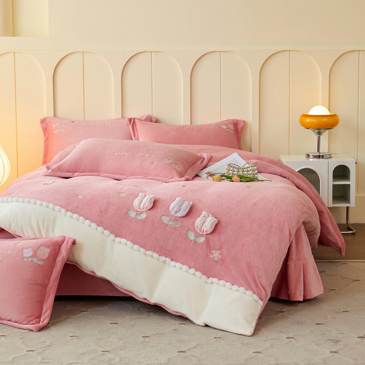 91家纺网 家纺一手货源 找家纺 （总）卡初家居（原微来） 2025新款秋冬亲肤牛奶绒绣花四件套-多喜系列