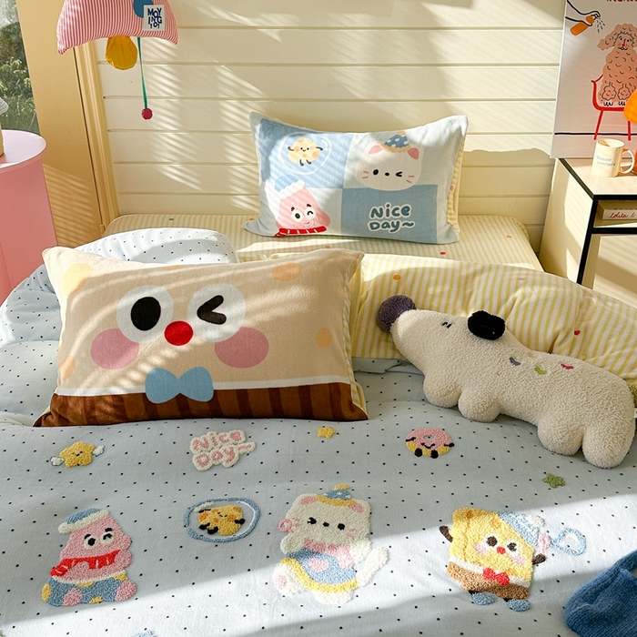 91家纺网 家纺一手货源 找家纺 眠屿家纺 2025新款加厚牛奶绒毛巾绣四件套 玩泡泡