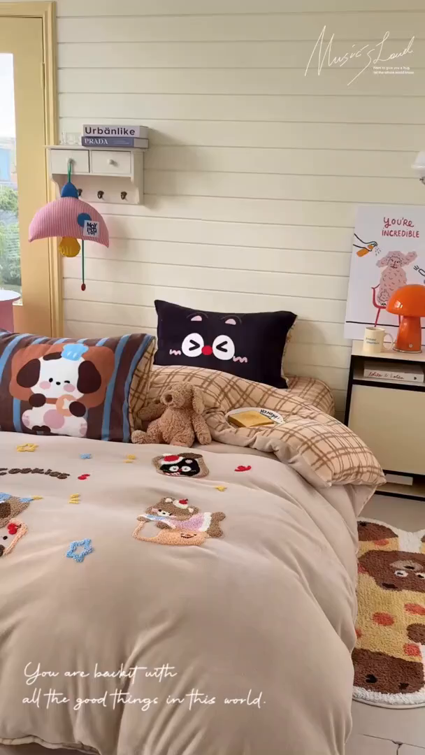 91家纺网 家纺一手货源 找家纺 眠屿家纺 2025新款加厚牛奶绒毛巾绣四件套 面包狗