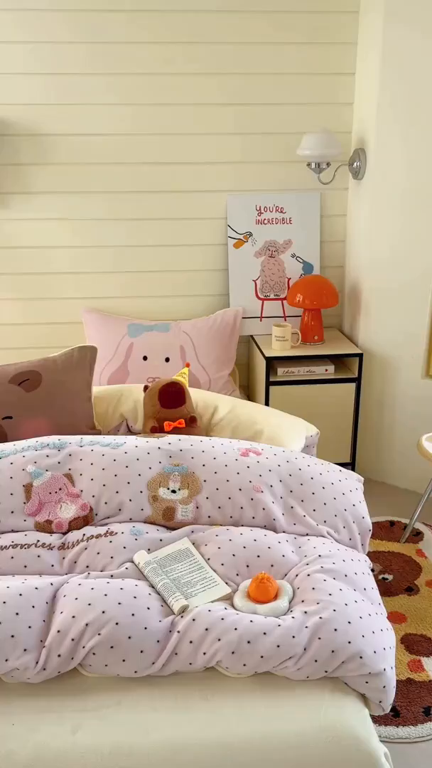 91家纺网 家纺一手货源 找家纺 眠屿家纺 2025新款加厚牛奶绒毛巾绣四件套 玩偶