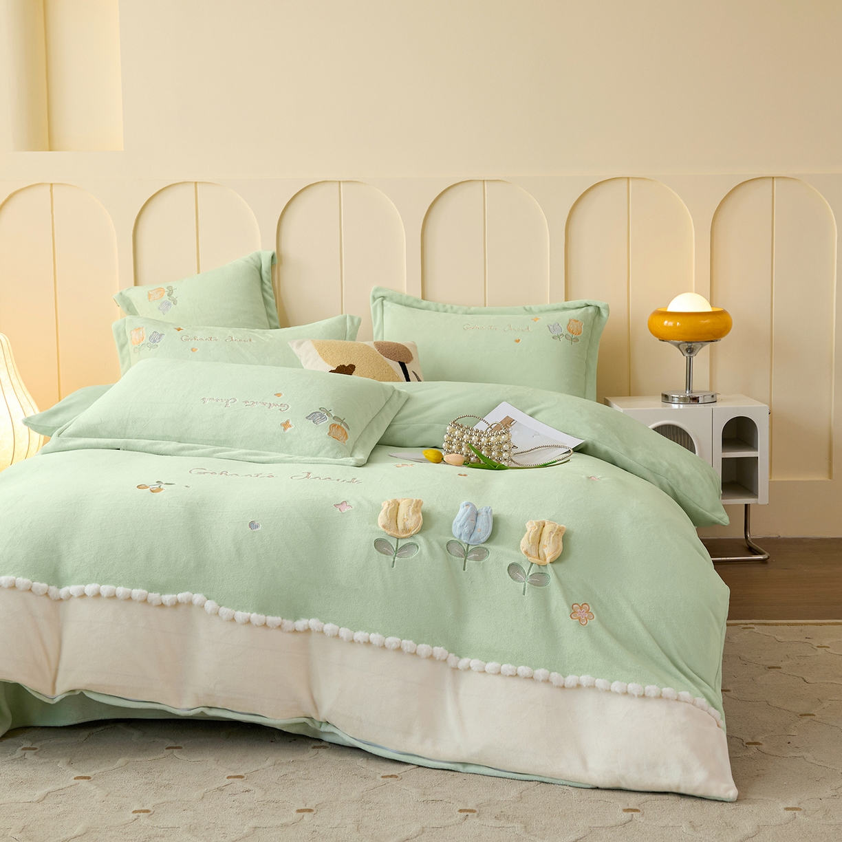 91家纺网 家纺一手货源 找家纺 卡初家居（原微来） 2025新款秋冬亲肤牛奶绒绣花四件套-多喜系列 多喜-果绿