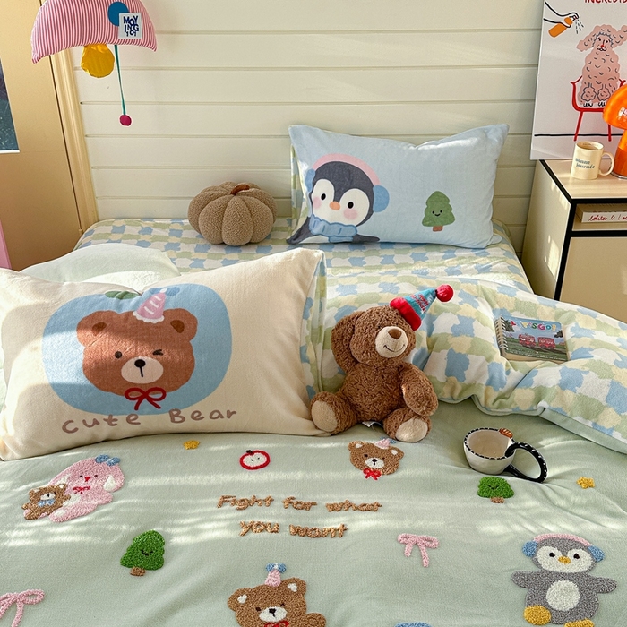 91家纺网 家纺一手货源 找家纺 眠屿家纺 2025新款加厚牛奶绒毛巾绣四件套 乐趣