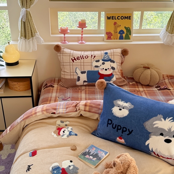 91家纺网 家纺一手货源 找家纺 （总）眠屿家纺 2025新款加厚牛奶绒毛巾绣四件套-绒球款