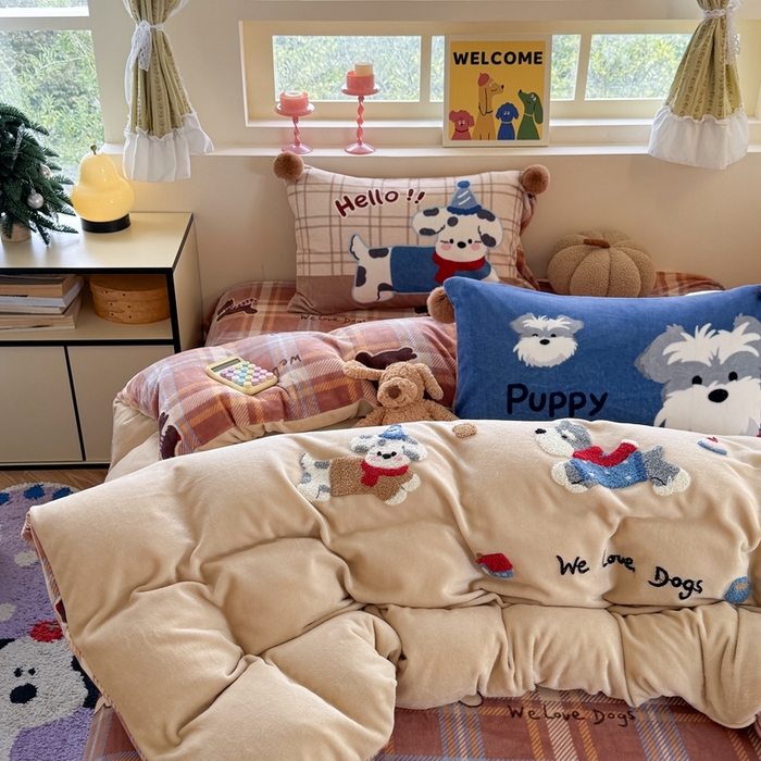 91家纺网 家纺一手货源 找家纺 （总）眠屿家纺 2025新款加厚牛奶绒毛巾绣四件套-绒球款