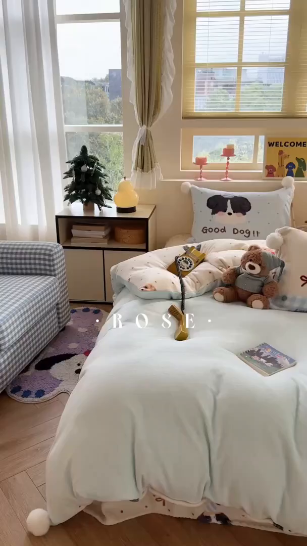 91家纺网 家纺一手货源 找家纺 眠屿家纺 2025新款加厚牛奶绒毛巾绣四件套-绒球款 芝士汪汪队