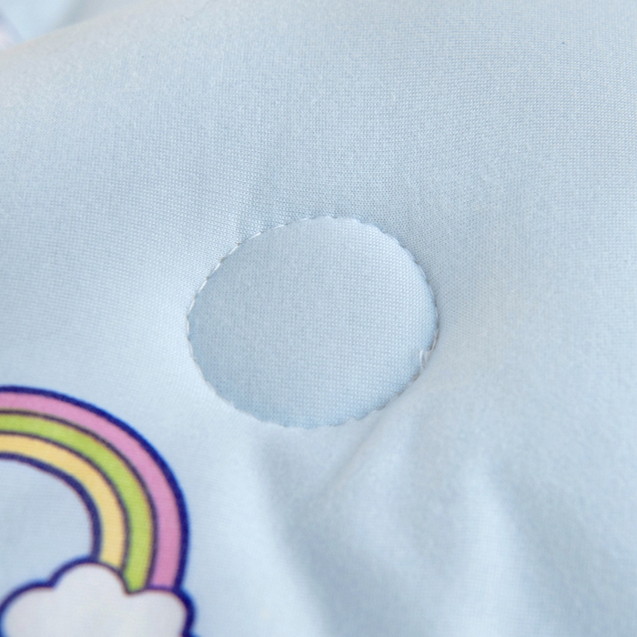 91家纺网 家纺一手货源 找家纺 乐秀家纺 2025新款A类三丽鸥针织棉豆豆被 带激光防伪吊牌 菠萝玉桂狗