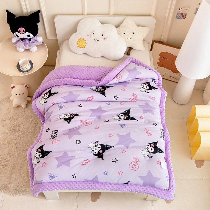 91家纺网 家纺一手货源 找家纺 乐秀家纺 2025新款A类三丽鸥针织棉豆豆被 带激光防伪吊牌 星星库洛米