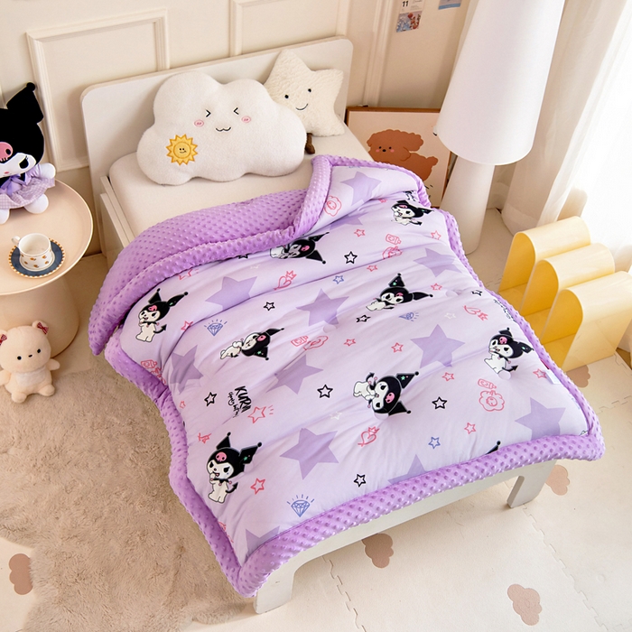 91家纺网 家纺一手货源 找家纺 乐秀家纺 2025新款A类三丽鸥针织棉豆豆被 带激光防伪吊牌 星星库洛米