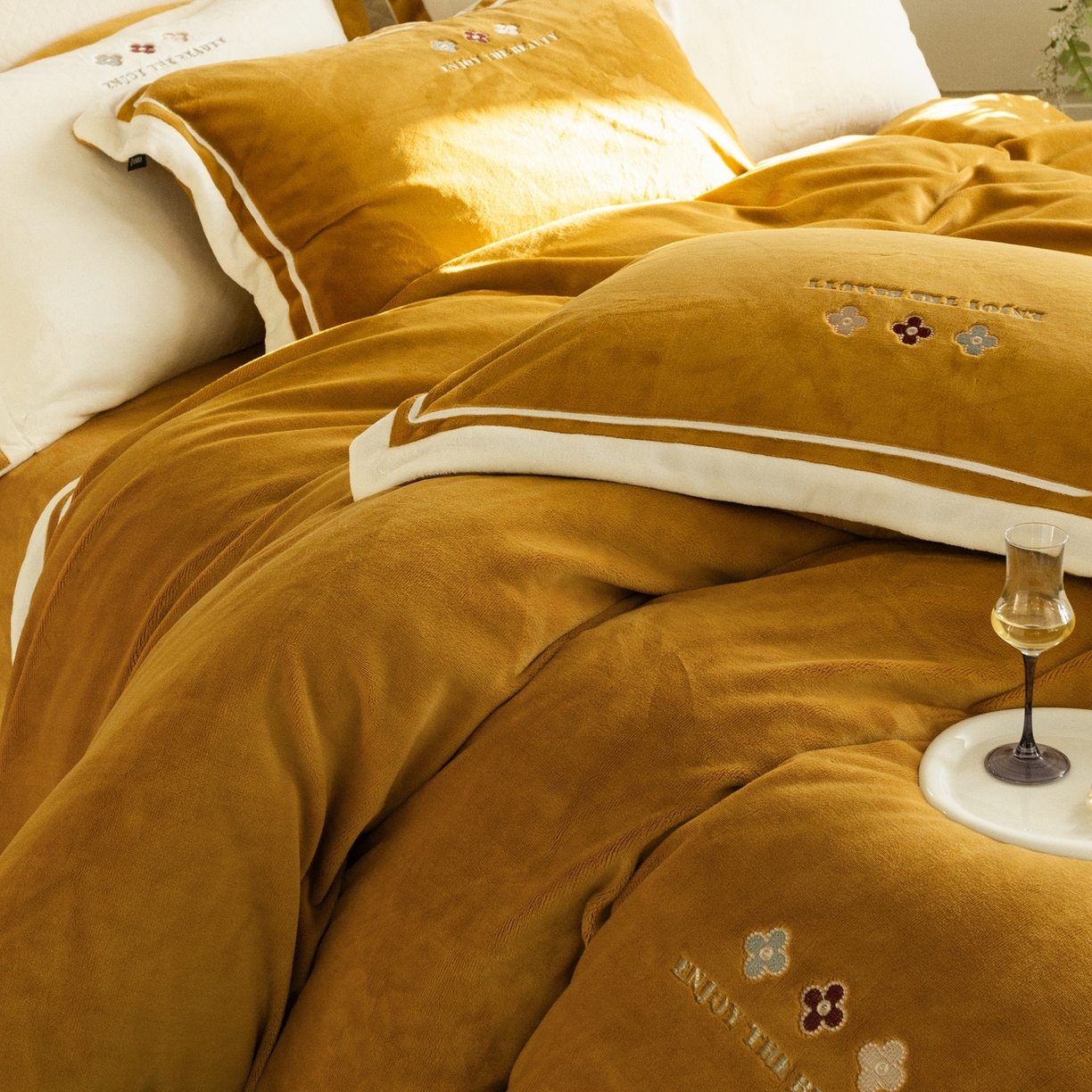 91家纺网 家纺一手货源 找家纺 （总）馨蕊家居 2025新款秋冬轻奢煦暖绒系列-绒知禾 会员-10【券后控价358/378】 