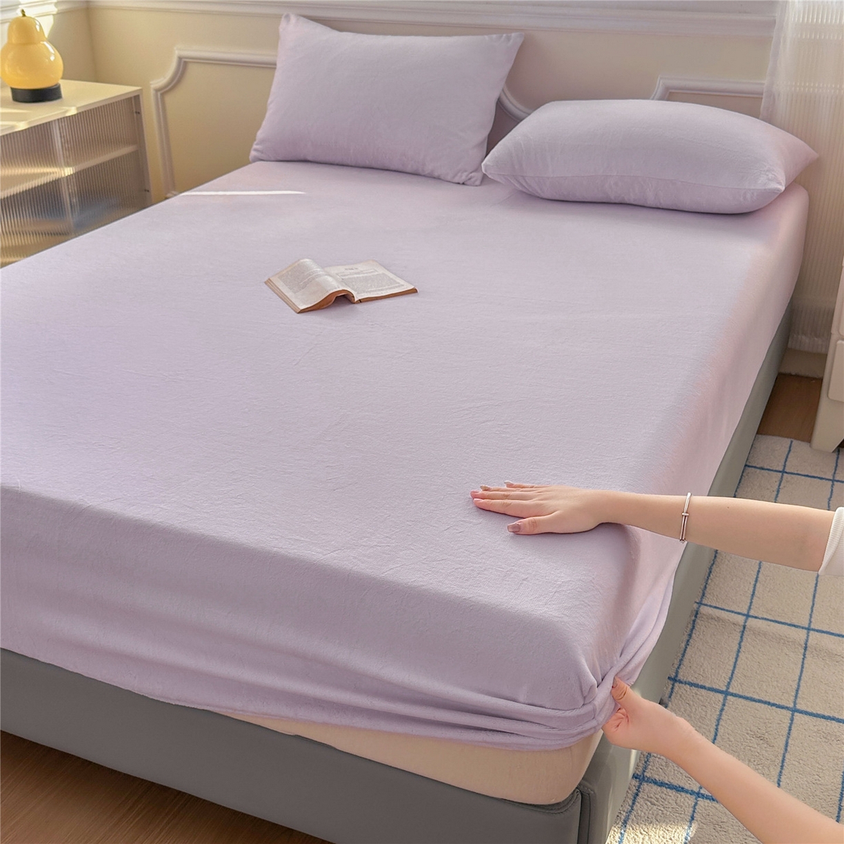 91家纺网 家纺一手货源 找家纺 佳笠家居 2025新款正宗250g全消光牛奶绒床笠 浅紫