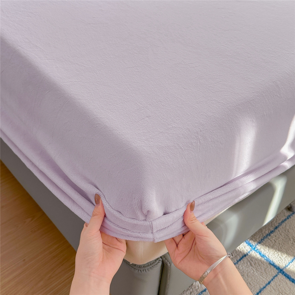 91家纺网 家纺一手货源 找家纺 佳笠家居 2025新款正宗250g全消光牛奶绒床笠 浅紫
