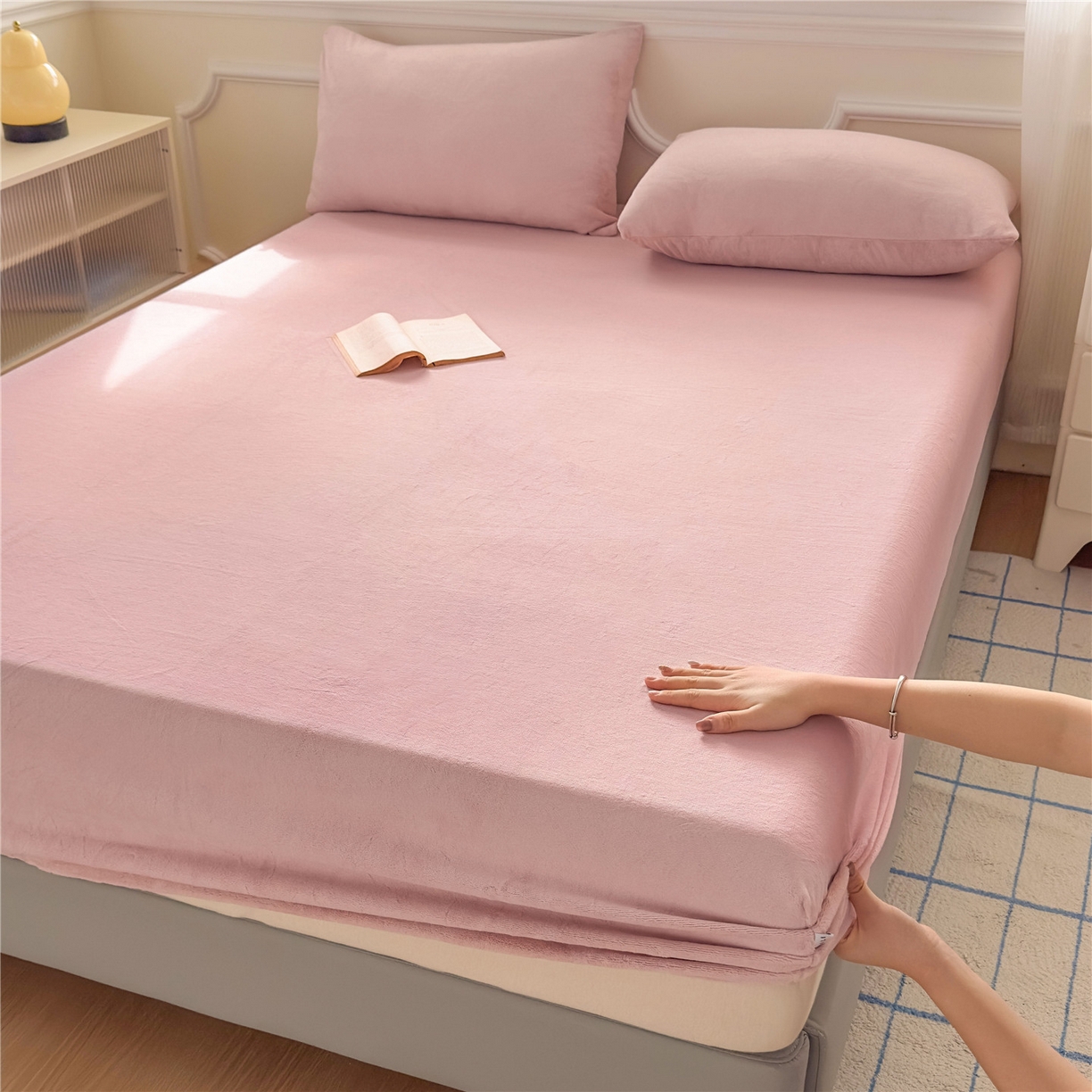 91家纺网 家纺一手货源 找家纺 （总）佳笠家居 2025新款正宗250g全消光牛奶绒床笠