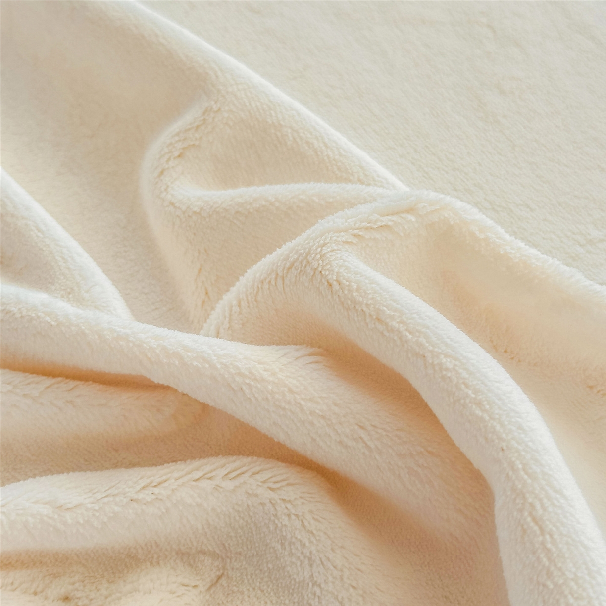 91家纺网 家纺一手货源 找家纺 佳笠家居 2025新款正宗250g全消光牛奶绒床笠 奶昔白