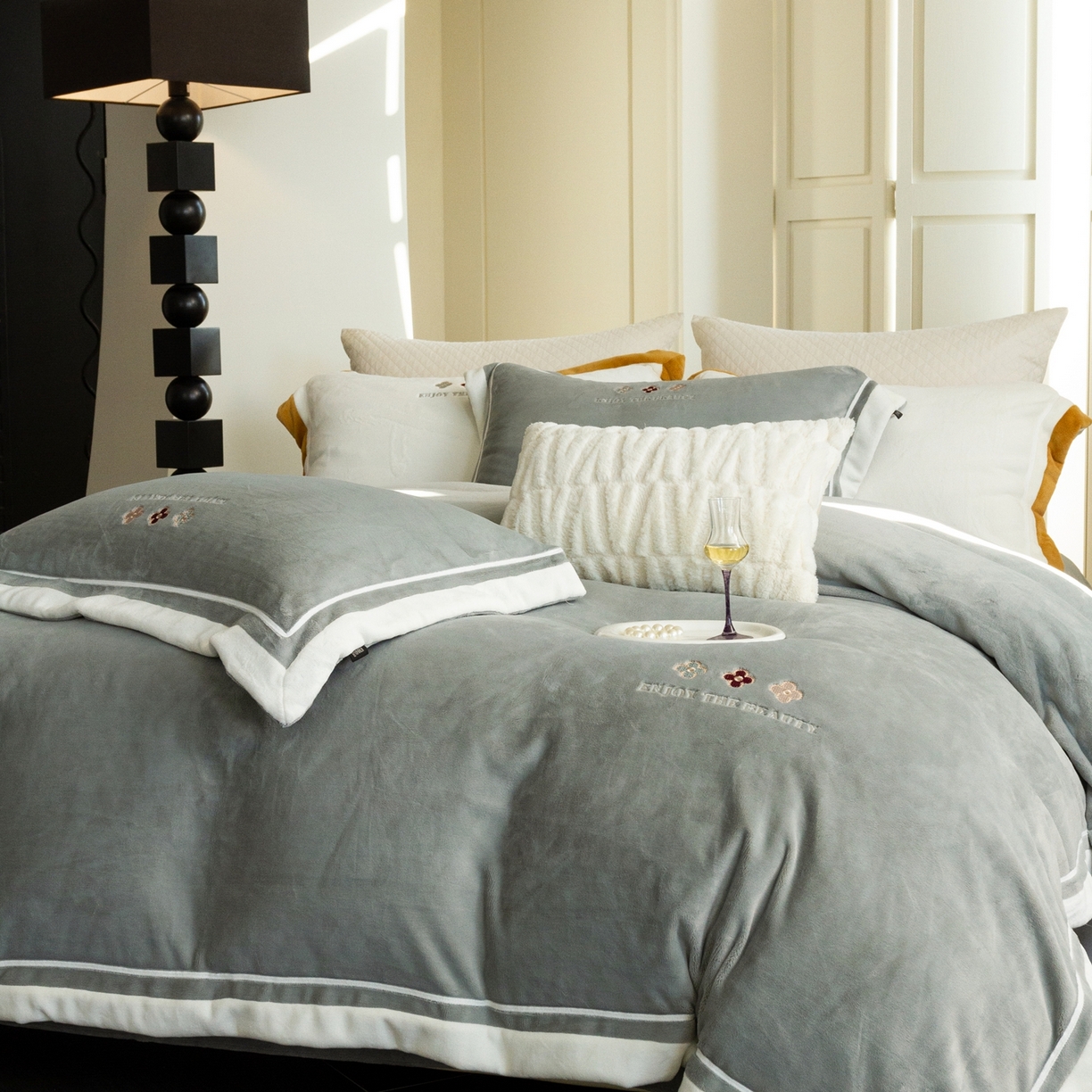 91家纺网 家纺一手货源 找家纺 馨蕊家居 2025新款秋冬轻奢煦暖绒系列-绒知禾 会员-10【券后控价358/378】  绒知禾-高级灰