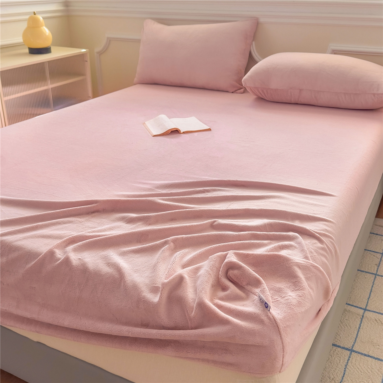 91家纺网 家纺一手货源 找家纺 （总）佳笠家居 2025新款正宗250g全消光牛奶绒床笠