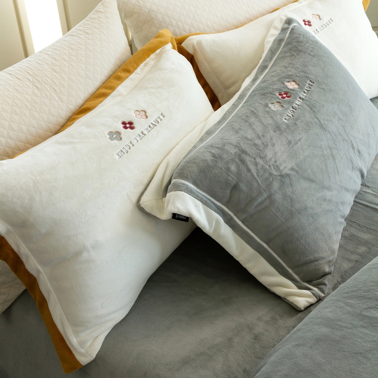 91家纺网 家纺一手货源 找家纺 馨蕊家居 2025新款秋冬轻奢煦暖绒系列-绒知禾 会员-10【券后控价358/378】  绒知禾-高级灰