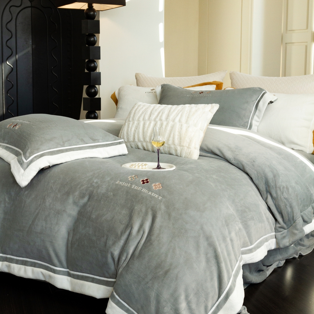 91家纺网 家纺一手货源 找家纺 馨蕊家居 2025新款秋冬轻奢煦暖绒系列-绒知禾 会员-10【券后控价358/378】  绒知禾-高级灰