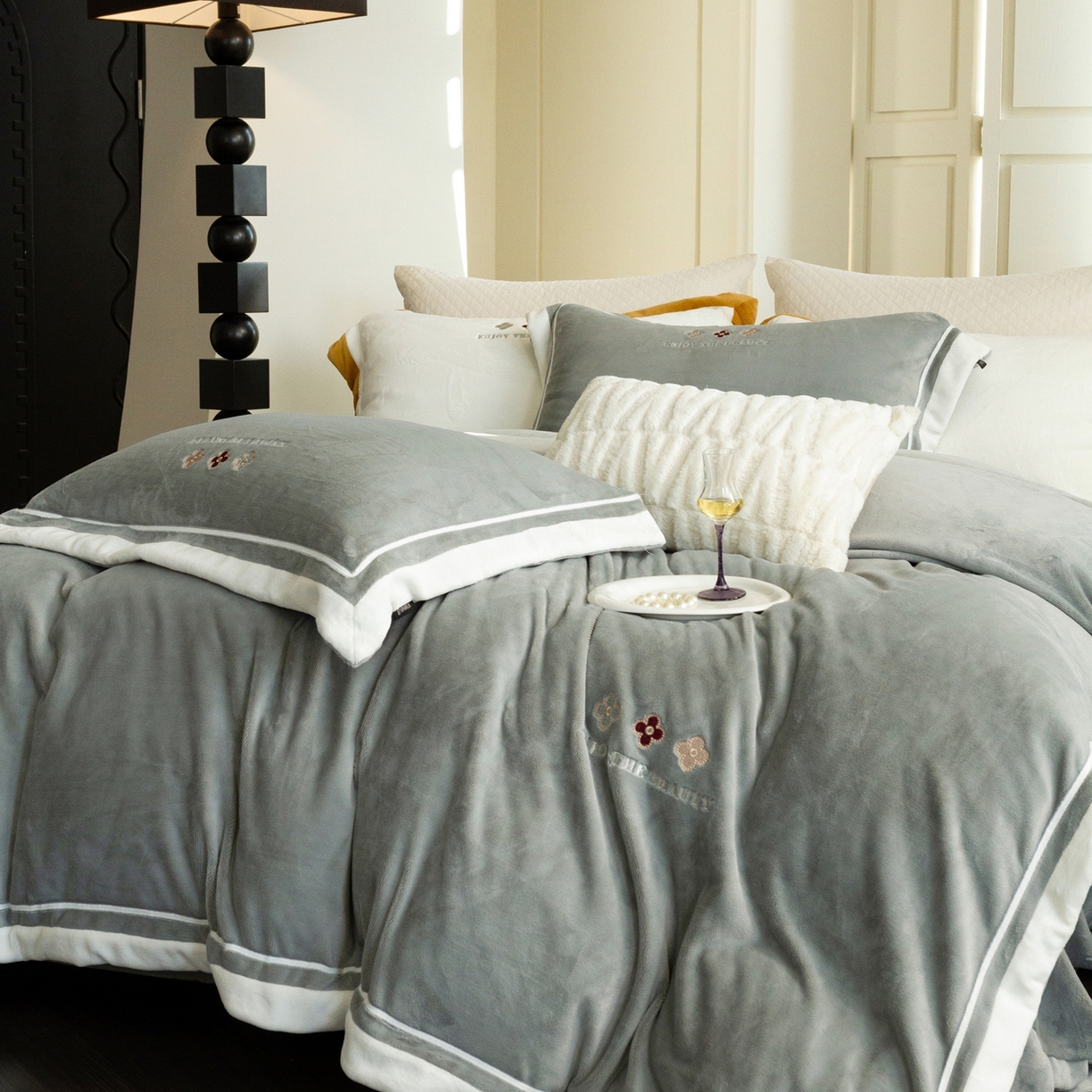 91家纺网 家纺一手货源 找家纺 馨蕊家居 2025新款秋冬轻奢煦暖绒系列-绒知禾 会员-10【券后控价358/378】  绒知禾-高级灰