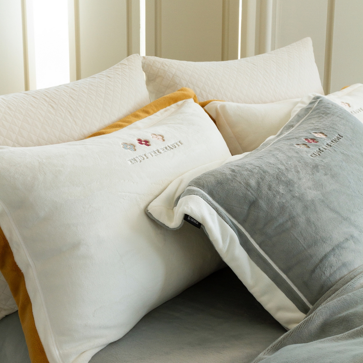 91家纺网 家纺一手货源 找家纺 馨蕊家居 2025新款秋冬轻奢煦暖绒系列-绒知禾 会员-10【券后控价358/378】  绒知禾-高级灰