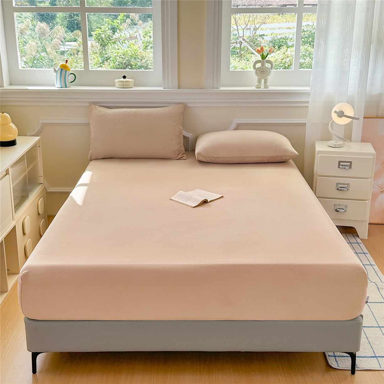 91家纺网 家纺一手货源 找家纺 佳笠家居 2025新款正宗250g全消光牛奶绒床笠 浅驼