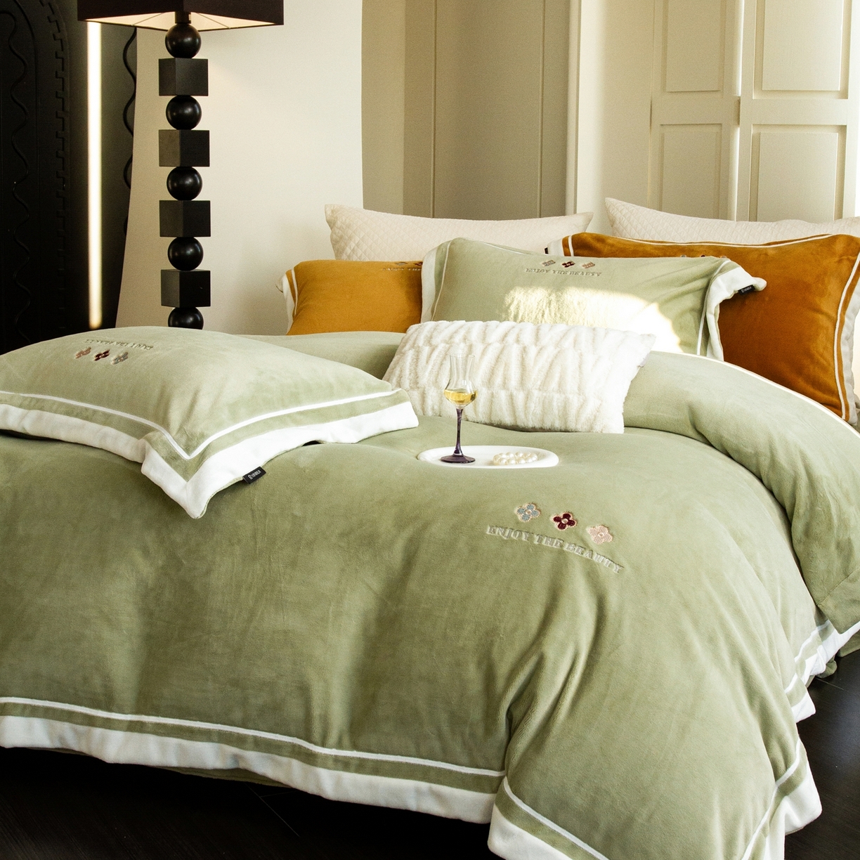 91家纺网 家纺一手货源 找家纺 馨蕊家居 2025新款秋冬轻奢煦暖绒系列-绒知禾 会员-10【券后控价358/378】  绒知禾-灰湖绿