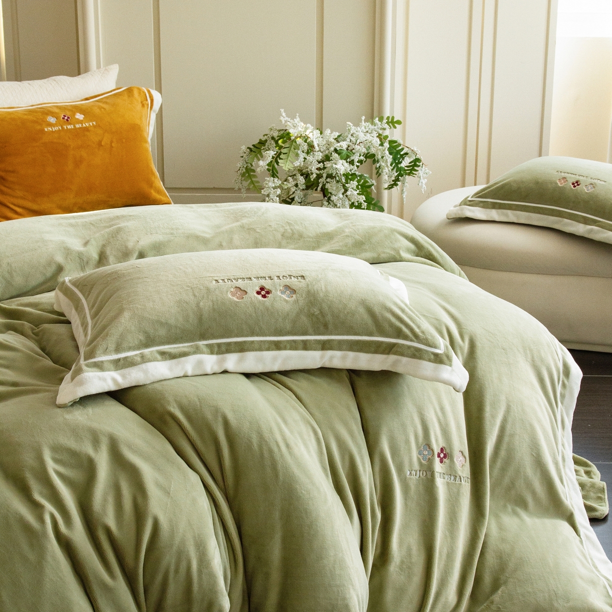 91家纺网 家纺一手货源 找家纺 馨蕊家居 2025新款秋冬轻奢煦暖绒系列-绒知禾 会员-10【券后控价358/378】  绒知禾-灰湖绿