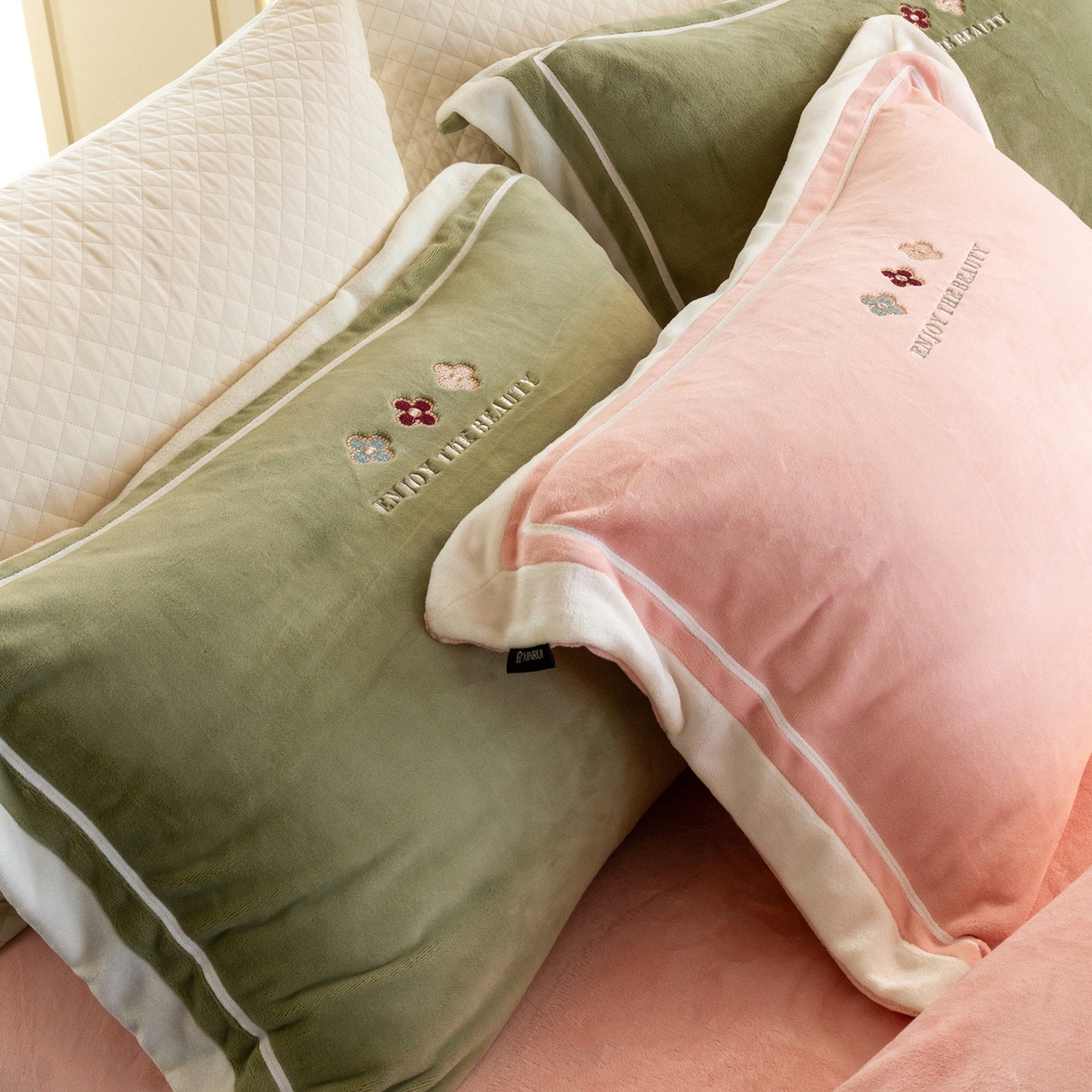 91家纺网 家纺一手货源 找家纺 馨蕊家居 2025新款秋冬轻奢煦暖绒系列-绒知禾 会员-10【券后控价358/378】  绒知禾-蔷薇粉