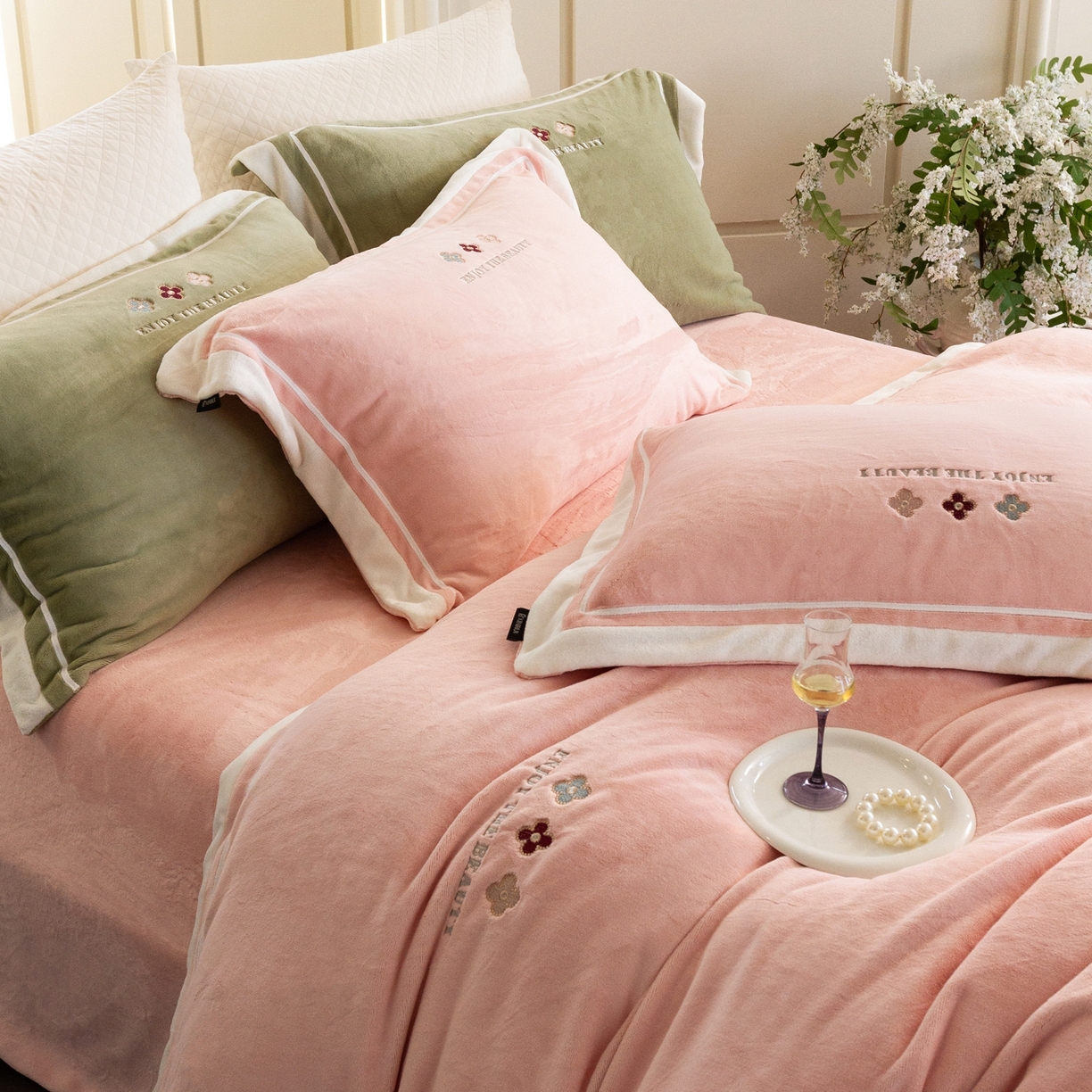 91家纺网 家纺一手货源 找家纺 馨蕊家居 2025新款秋冬轻奢煦暖绒系列-绒知禾 会员-10【券后控价358/378】  绒知禾-蔷薇粉