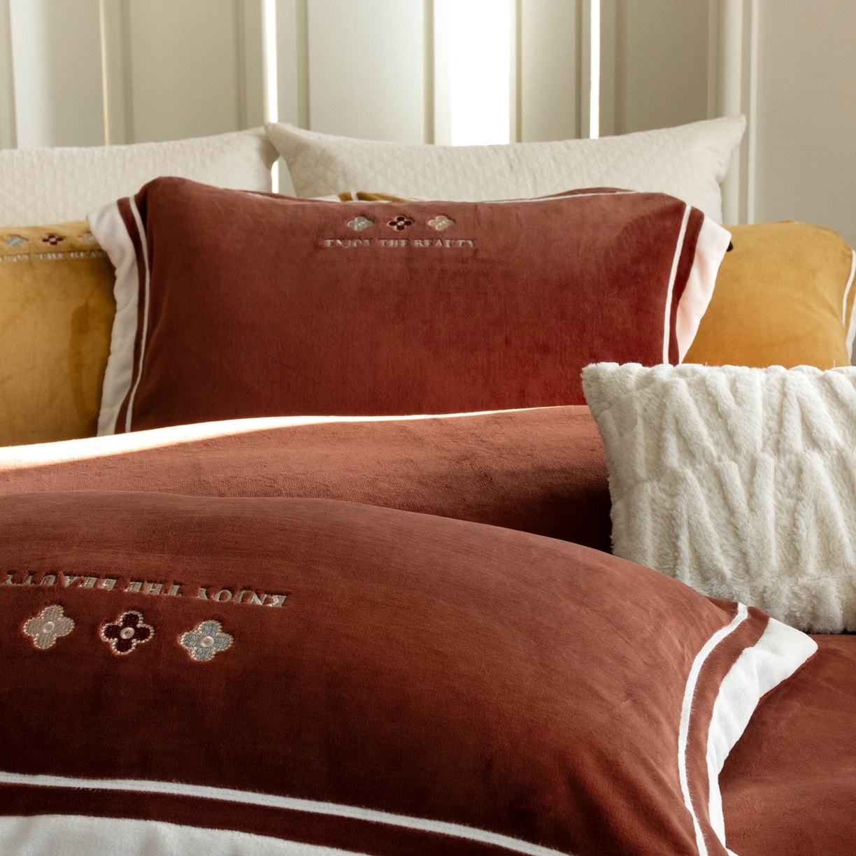 91家纺网 家纺一手货源 找家纺 馨蕊家居 2025新款秋冬轻奢煦暖绒系列-绒知禾 会员-10【券后控价358/378】  绒知禾-紫纱