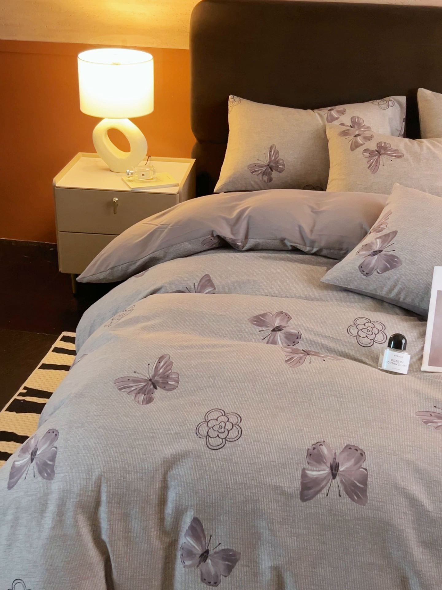 91家纺网 家纺一手货源 找家纺 恒爱家纺2025新款A类全棉印花四件套 蝶恋