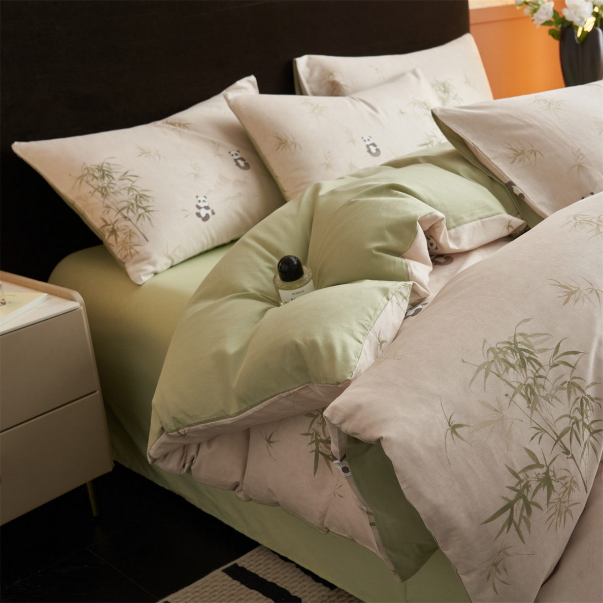 91家纺网 家纺一手货源 找家纺 恒爱家纺2025新款A类全棉印花四件套 竹居熊猫