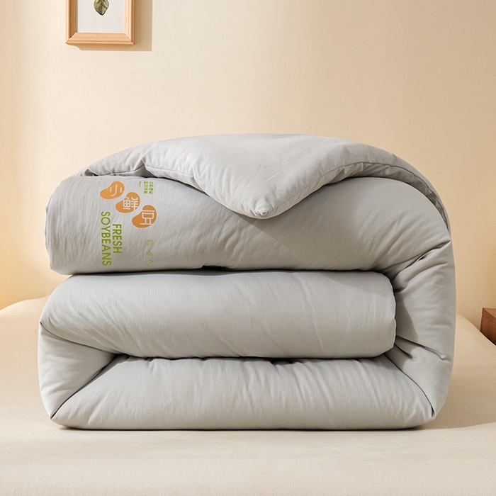 91家纺网 家纺一手货源 找家纺 （总）娇逸家居 2025新款云朵棉软糯糯纯色小鲜豆被被子被芯