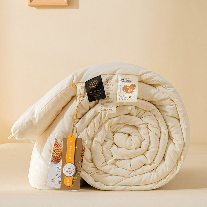 91家纺网 家纺一手货源 找家纺 （总）娇逸家居 2025新款云朵棉软糯糯小鲜豆小方格提花豆腐被被子被芯