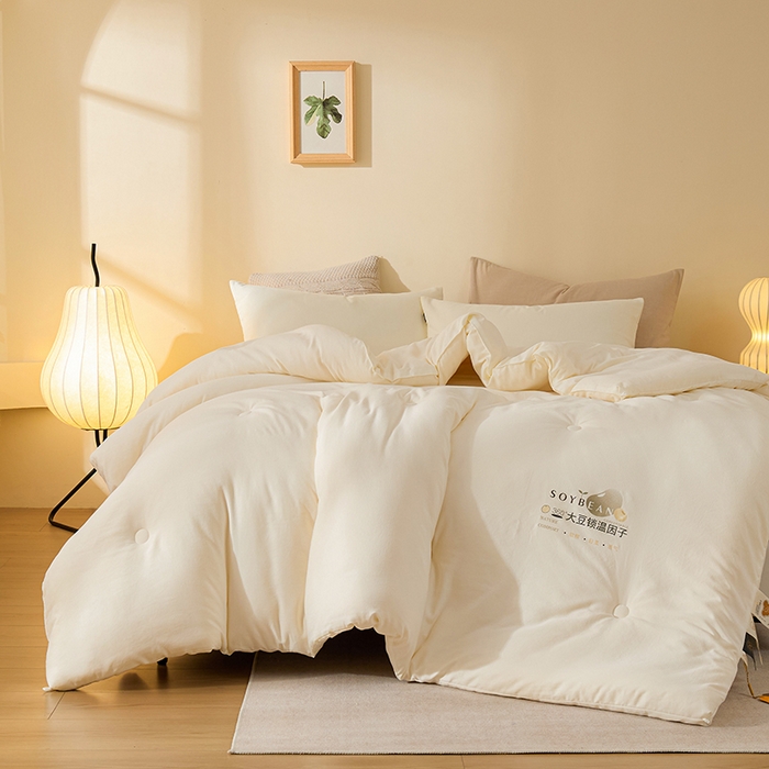 91家纺网 家纺一手货源 找家纺 （总）娇逸家居 2025新款云朵棉软糯糯小鲜豆小方格提花豆腐被被子被芯