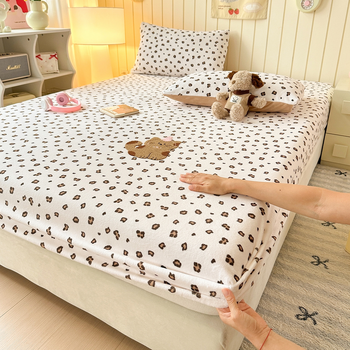 91家纺网 家纺一手货源 找家纺 （总）云尚床笠 2025新款亲肤舒适毛巾绣牛奶绒加厚单床笠单品床笠单件床笠-卡通猫