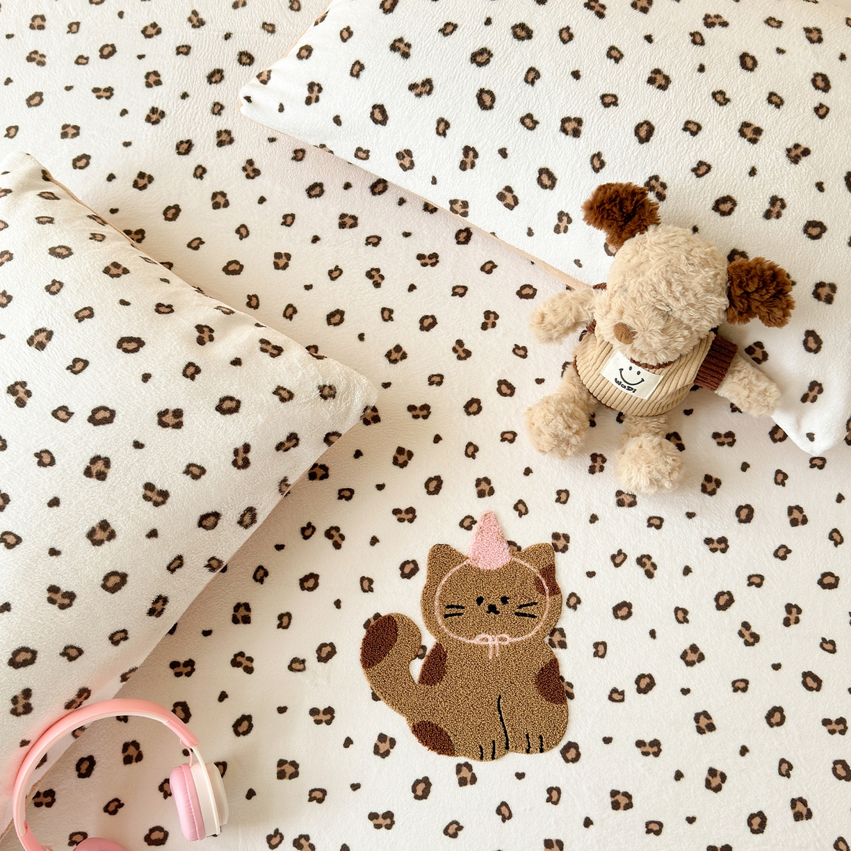 91家纺网 家纺一手货源 找家纺 （总）云尚床笠 2025新款亲肤舒适毛巾绣牛奶绒加厚单床笠单品床笠单件床笠-卡通猫