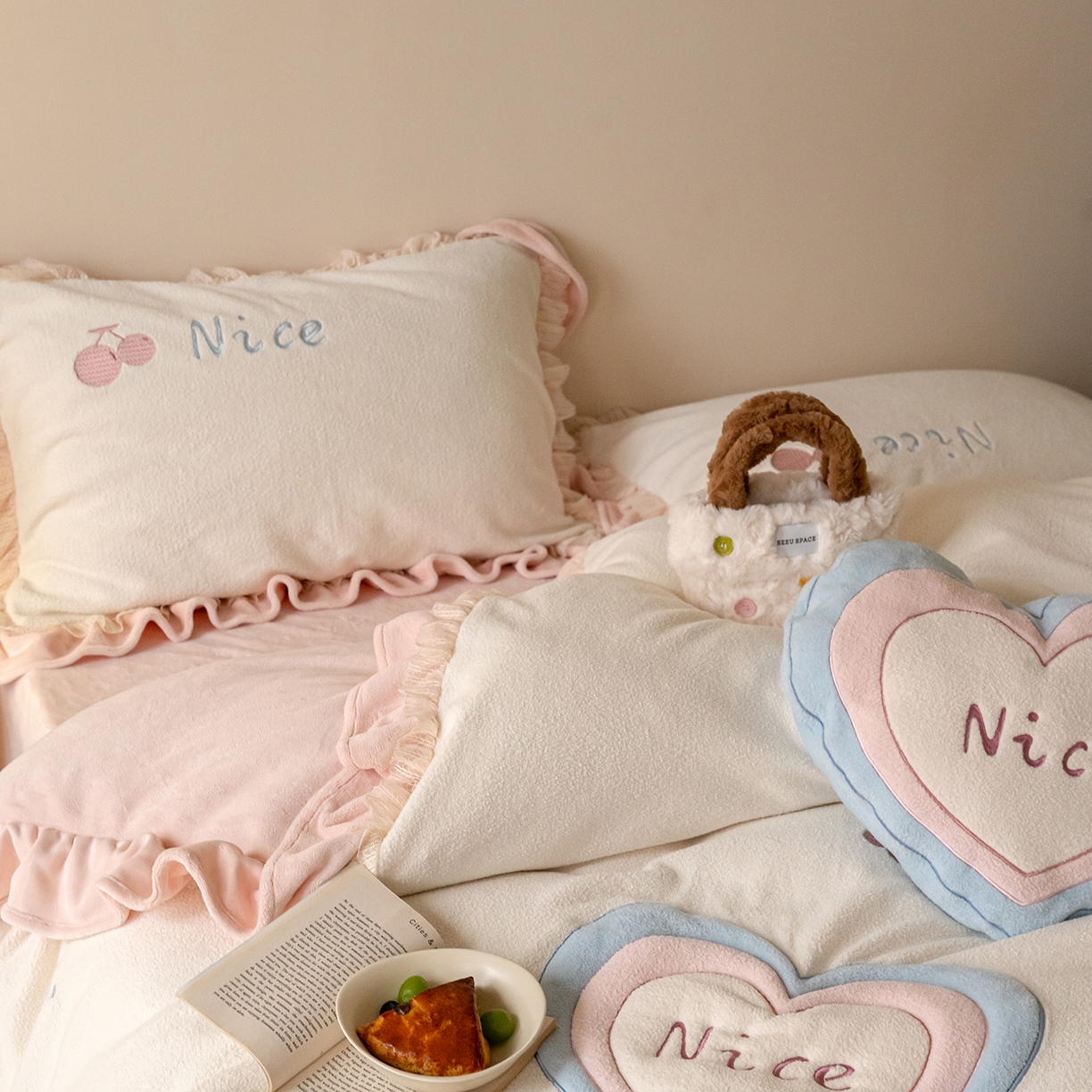 91家纺网 家纺一手货源 找家纺 （总）西西家居 2025新款艾尼绒A版230g牛奶绒四件套-小甜心