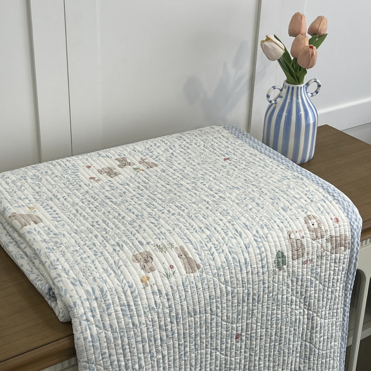 91家纺网 家纺一手货源 找家纺 沐纯家居 2025新款跑量款双面纯棉 棉花填充水洗床盖 丛草集