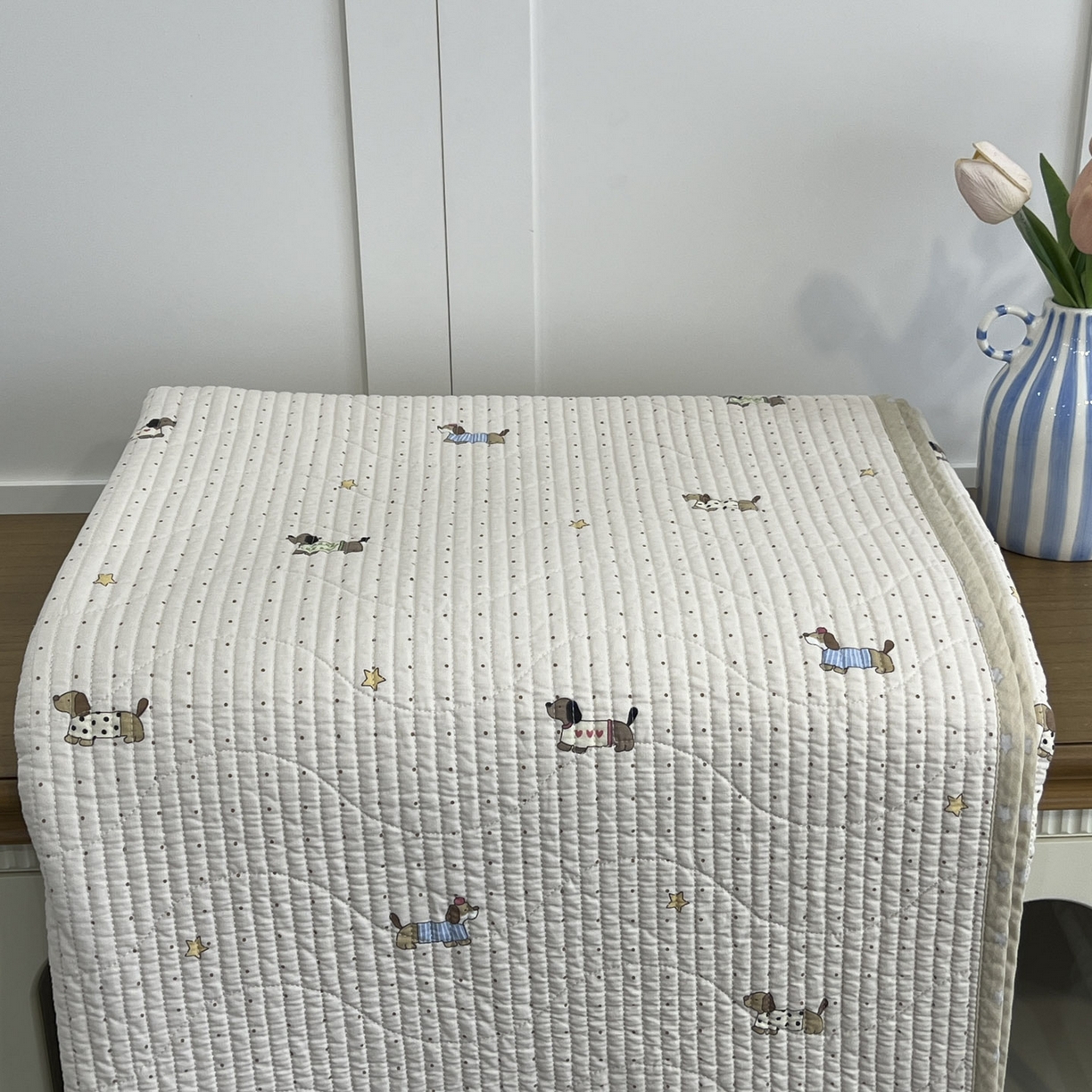 91家纺网 家纺一手货源 找家纺 沐纯家居 2025新款跑量款双面纯棉 棉花填充水洗床盖 星星柯基