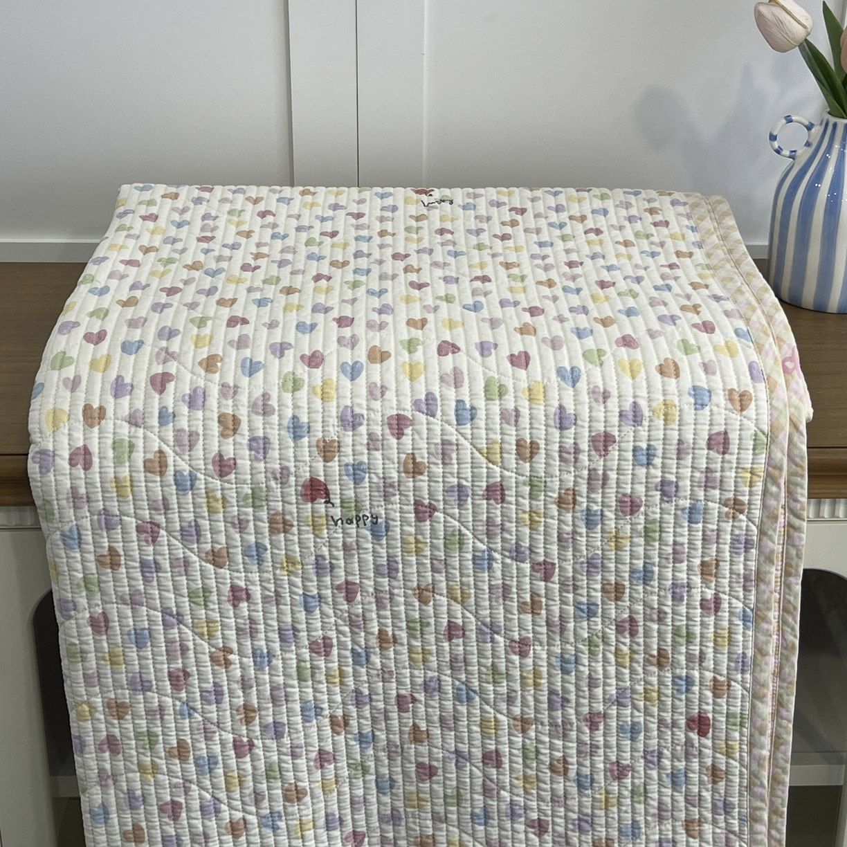 91家纺网 家纺一手货源 找家纺 沐纯家居 2025新款跑量款双面纯棉 棉花填充水洗床盖 爱之语