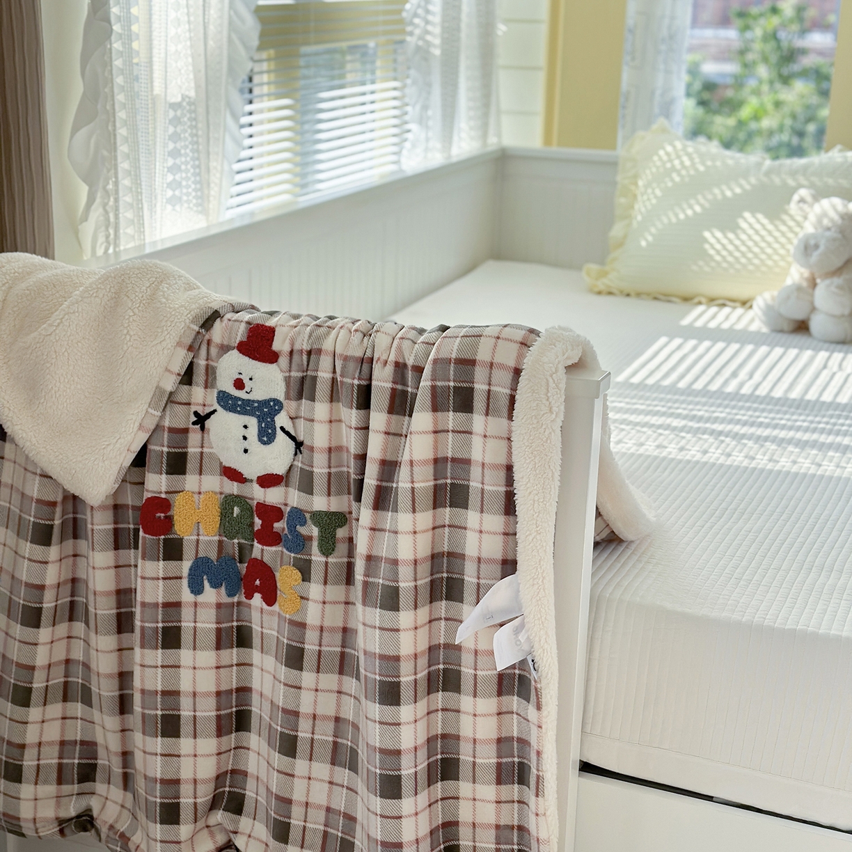 91家纺网 家纺一手货源 找家纺 有货 2025新款圣诞系列暖芙舒绵绒多功能被套毯 雪人-被套毯