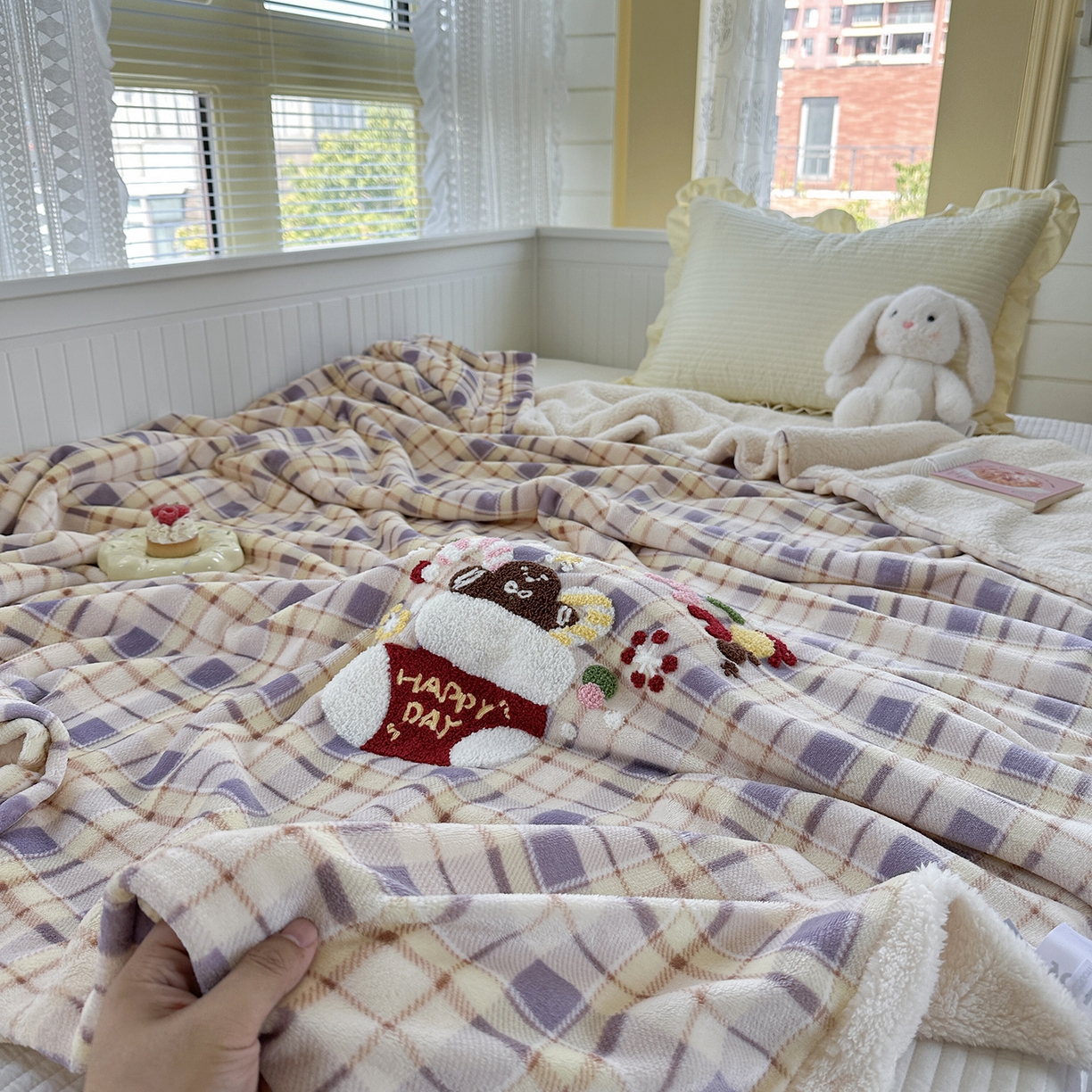 91家纺网 家纺一手货源 找家纺 有货 2025新款圣诞系列暖芙舒绵绒多功能被套毯 圣诞袜-被套毯