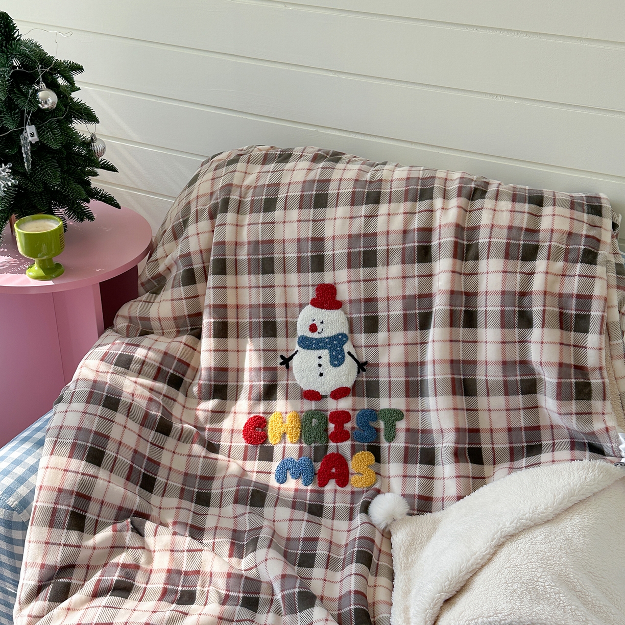 91家纺网 家纺一手货源 找家纺 有货 2025新款圣诞系列暖芙舒绵绒多功能被套毯 雪人-被套毯