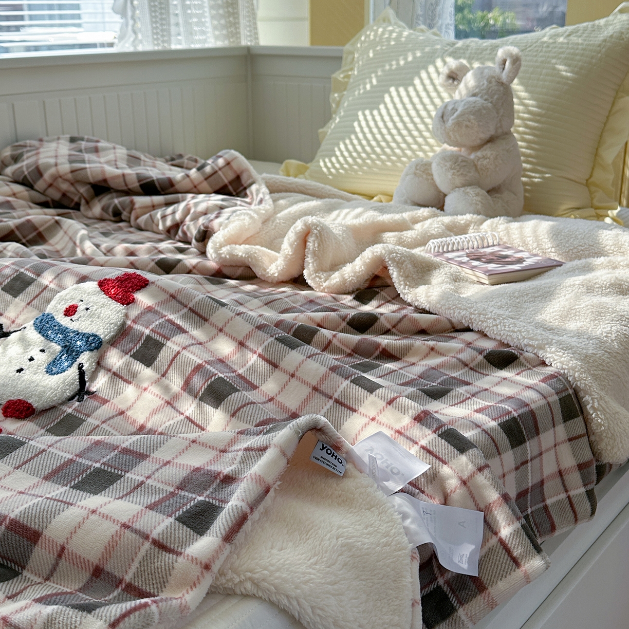 91家纺网 家纺一手货源 找家纺 有货 2025新款圣诞系列暖芙舒绵绒多功能被套毯 雪人-被套毯