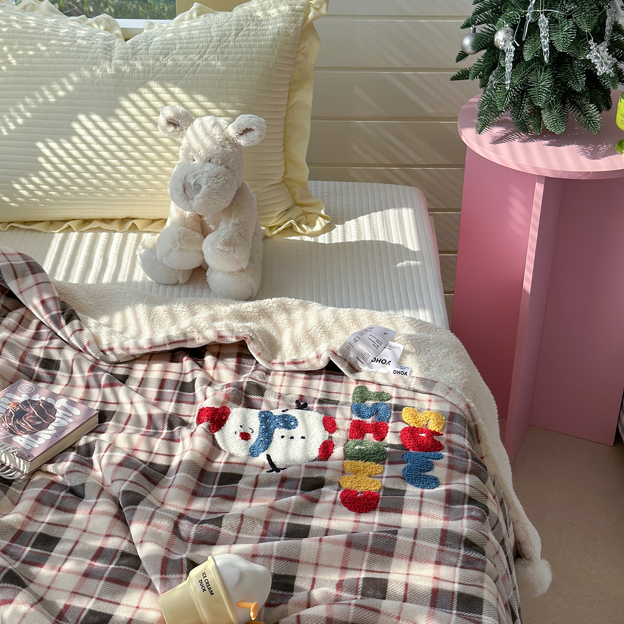 91家纺网 家纺一手货源 找家纺 有货 2025新款圣诞系列暖芙舒绵绒多功能被套毯 雪人-被套毯