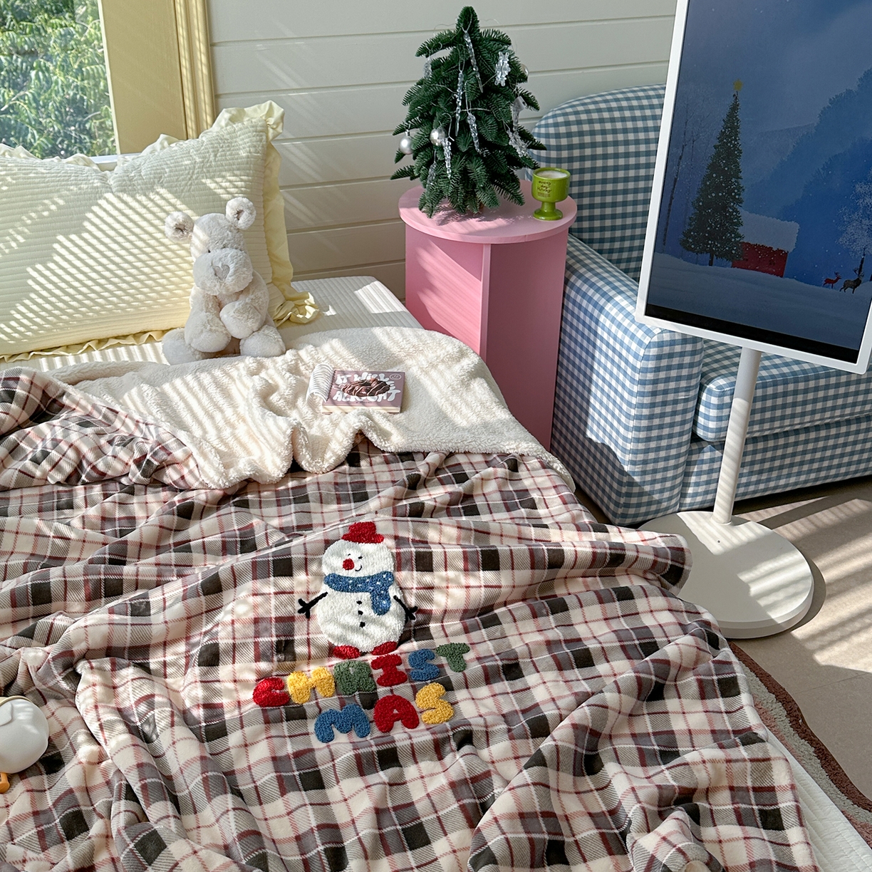 91家纺网 家纺一手货源 找家纺 有货 2025新款圣诞系列暖芙舒绵绒多功能被套毯 雪人-被套毯