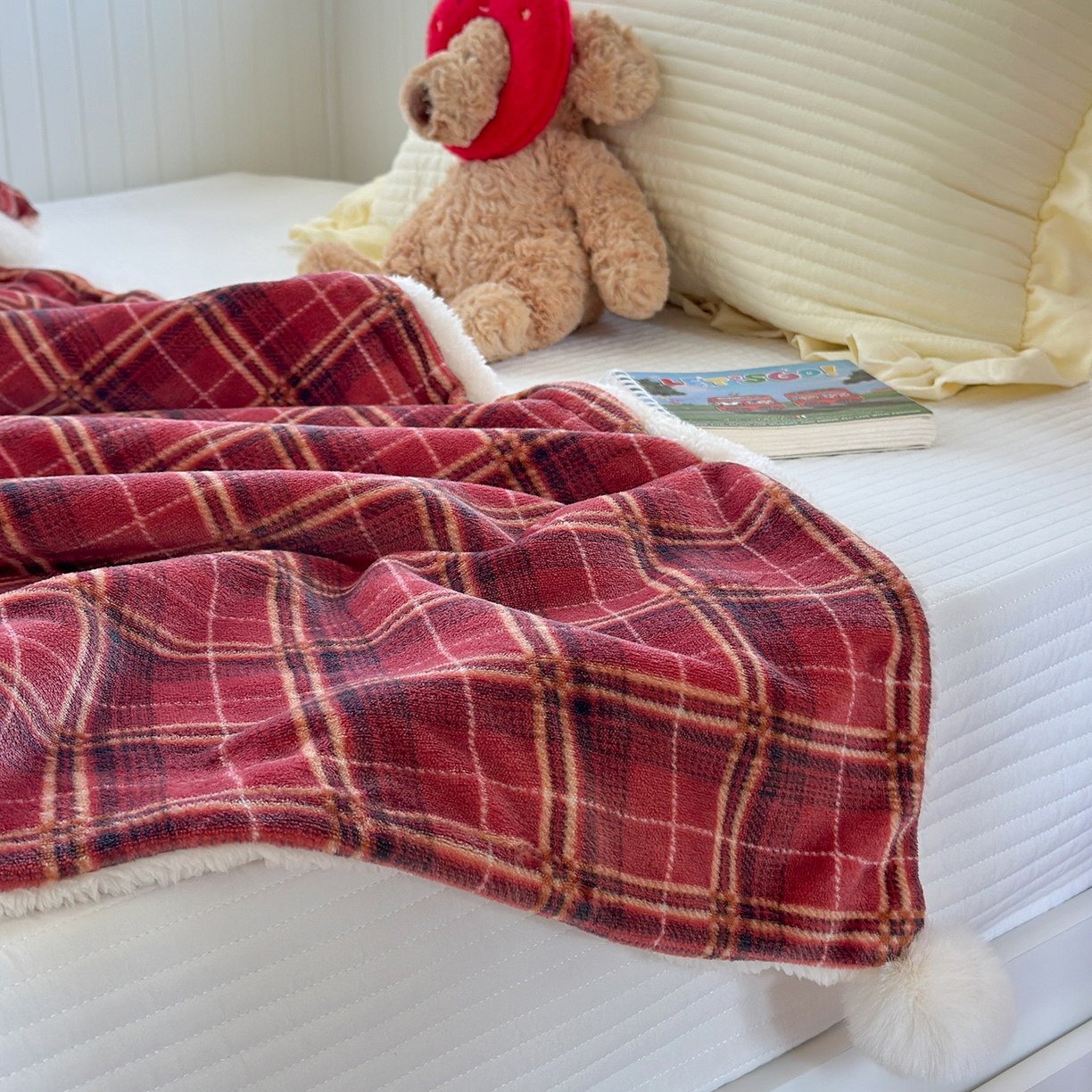 91家纺网 家纺一手货源 找家纺 有货 2025新款圣诞系列暖芙舒绵绒多功能被套毯 圣诞老人-被套毯