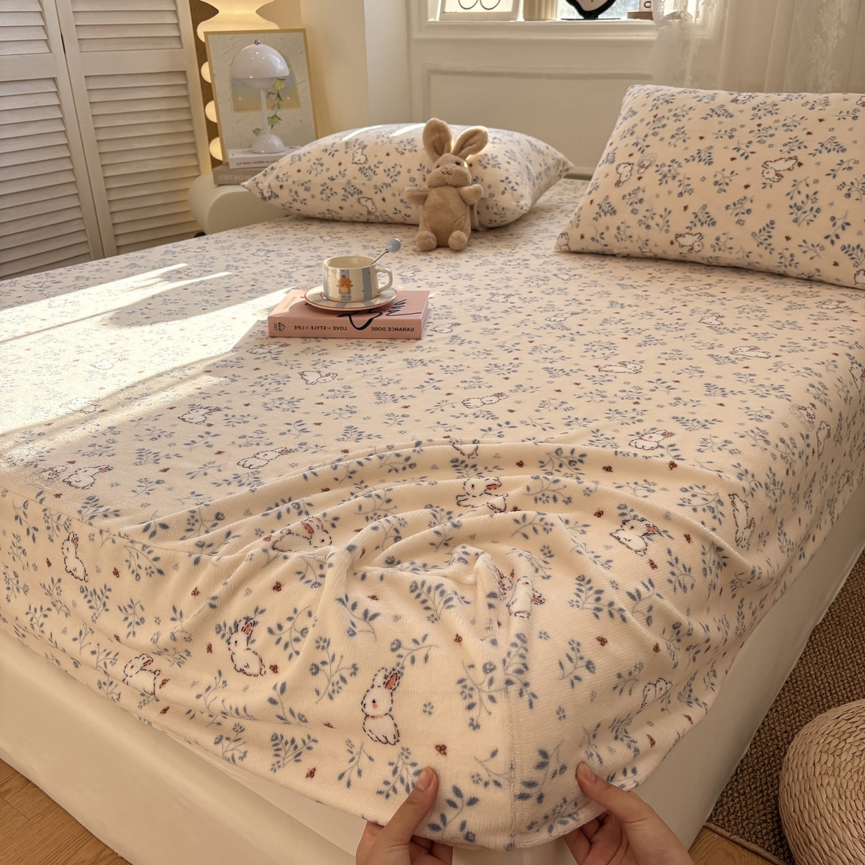 91家纺网 家纺一手货源 找家纺 （总）居眠 2025新款单层印花牛奶绒床笠