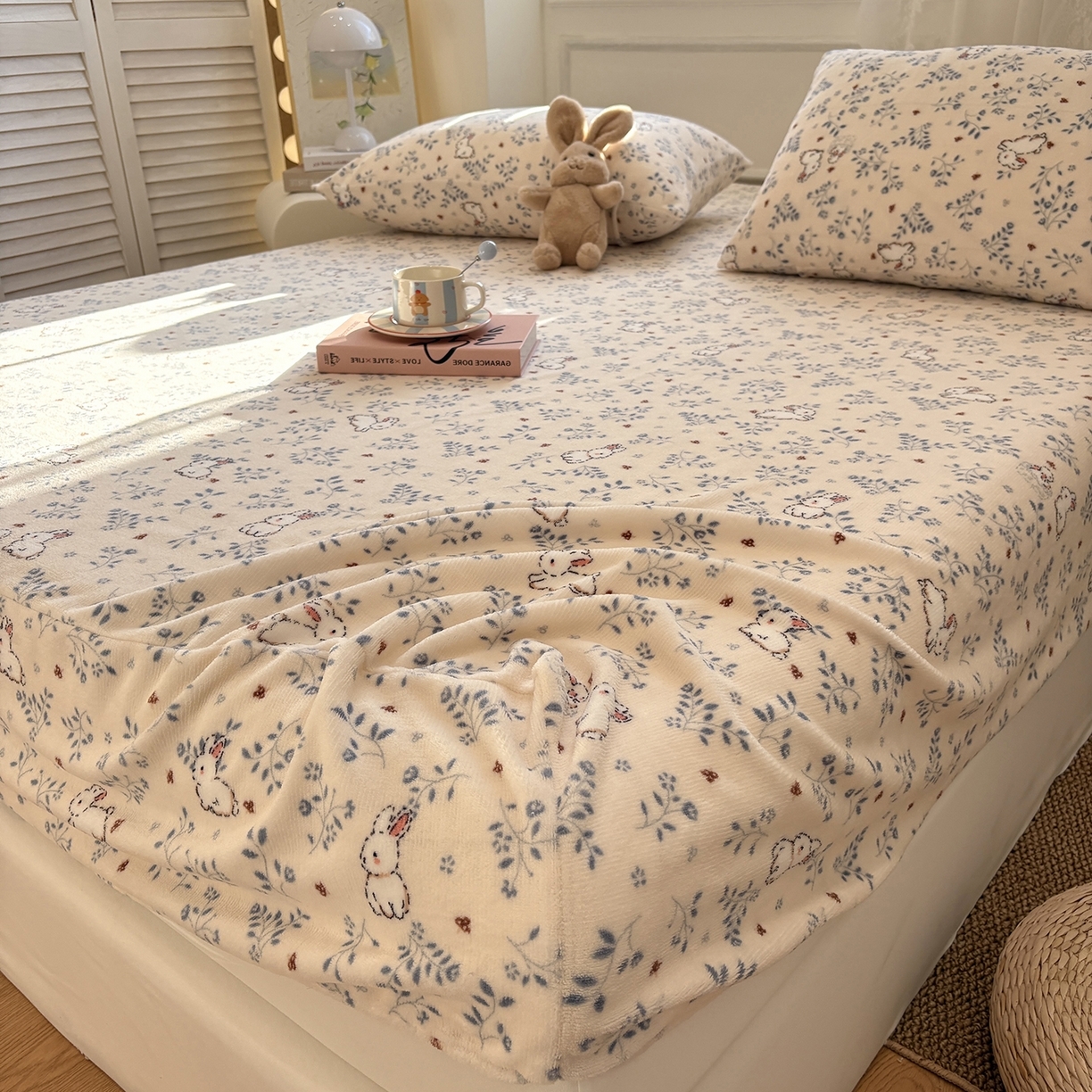 91家纺网 家纺一手货源 找家纺 （总）居眠 2025新款单层印花牛奶绒床笠